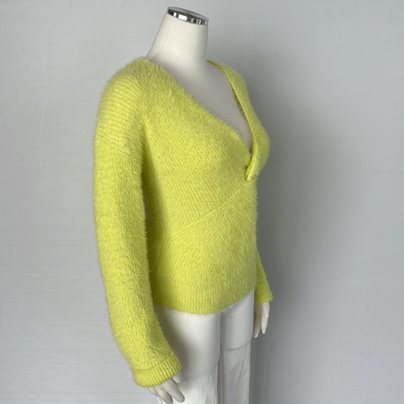 NWT She + Sky Sweater Size Small - Picture 8 of 13